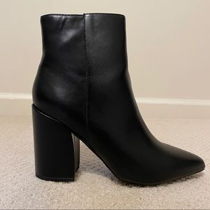 Madden Girl Black Ankle Booties Size 7.5